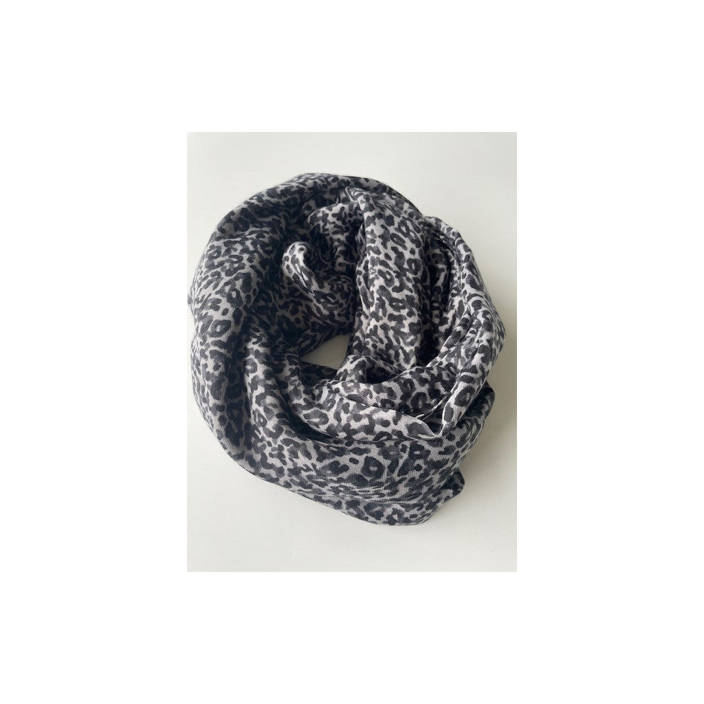 Qnuz Roberta Scarf 98 Dark Grey