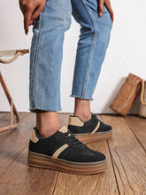 Load image into Gallery viewer, Qnuz Romani Shoe
