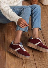 Load image into Gallery viewer, Qnuz Romani Shoe
