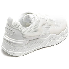 Load image into Gallery viewer, Qnuz Romani Shoe 10 White
