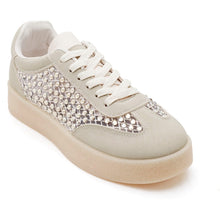 Load image into Gallery viewer, Qnuz Romani Shoe 13 Beige

