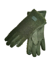 Load image into Gallery viewer, Qnuz Rubi teddy glove Hat/Glove

