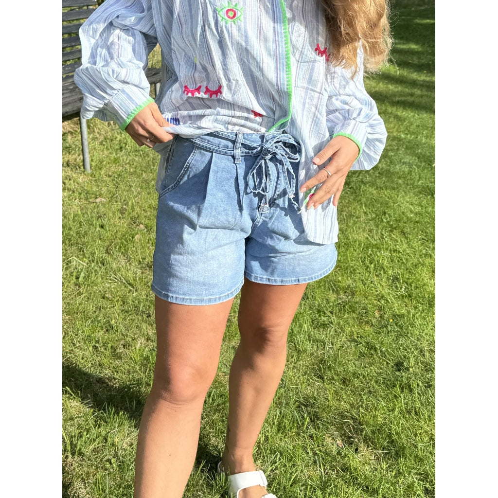 Qnuz Clothing Salina Shorts w belt Clothing 33 denim blue