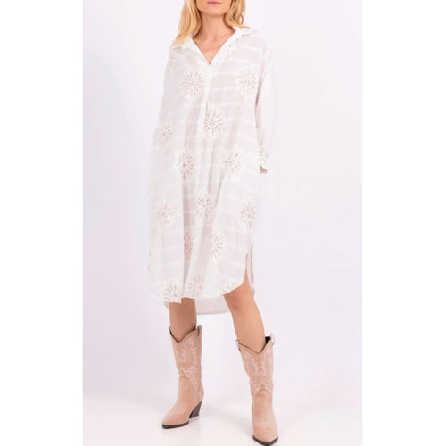 Qnuz Clothing Sara Dress w. Embrodery & Sequins Clothing 10 White