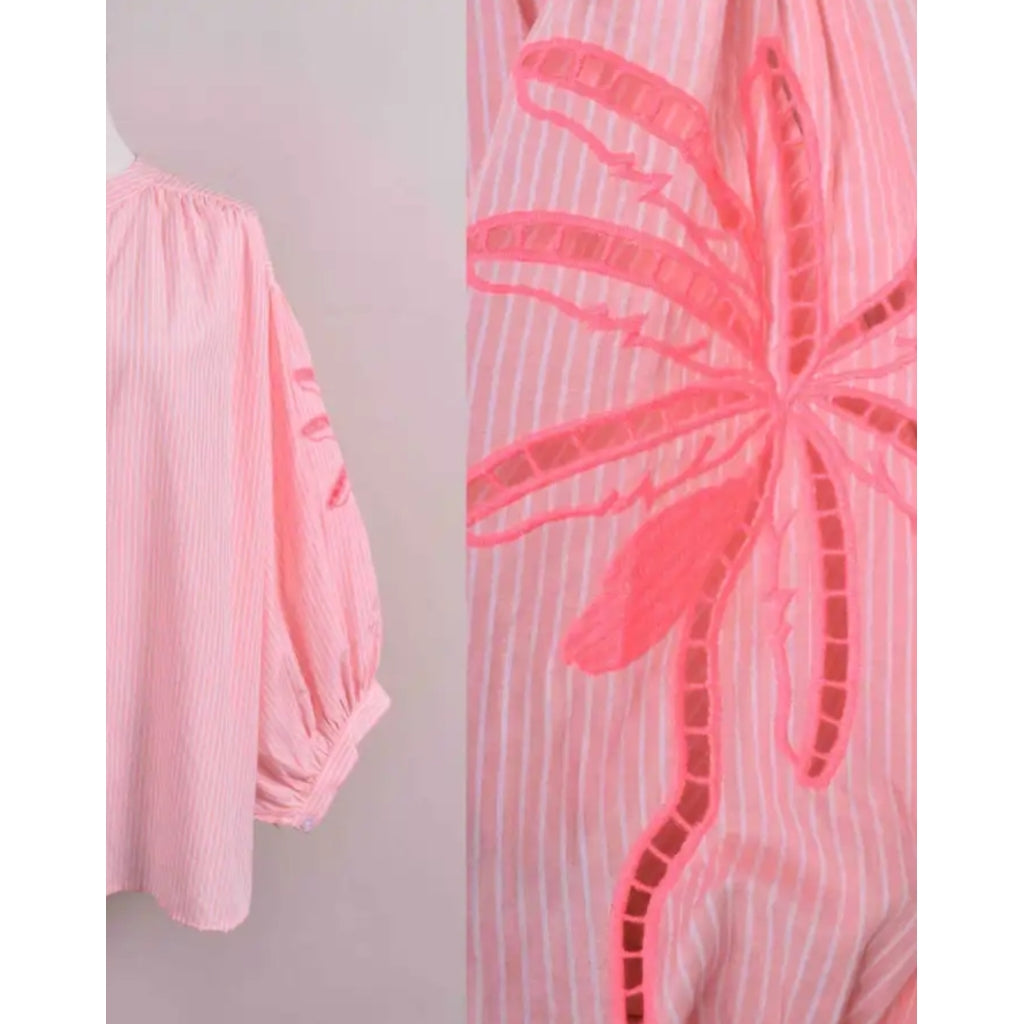 Qnuz Clothing Sarah shirt w embrodery Clothing 4444 Bublegum