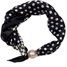Load image into Gallery viewer, Qnuz Scarf small Dots &amp; Pearl 70 x 70 cm Scarf 99 Black
