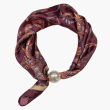 Load image into Gallery viewer, Qnuz Scarf small paisley &amp; Pearl 70 x 70 cm Scarf 28 Burgundy
