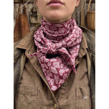 Load image into Gallery viewer, Qnuz Scarf w. Leopard 90x180 cm Scarf 28 Burgundy
