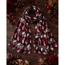 Load image into Gallery viewer, Qnuz Scarf w. small Dots 90x180 cm Scarf 28 Burgundy
