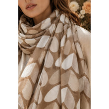 Load image into Gallery viewer, Qnuz Scarf w. small Dots 90x180 cm Scarf 63 Taupe
