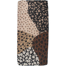 Load image into Gallery viewer, Qnuz Scarf w.flowers 90x180 cm Scarf 60 Marron
