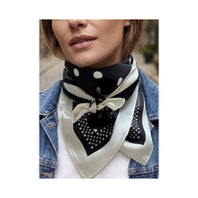 Load image into Gallery viewer, Qnuz Scarf w big dots 70 x 70 cm Scarf 99 Black
