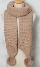 Load image into Gallery viewer, Qnuz Scarf w pon pon &amp; lurex 20% wool Scarf
