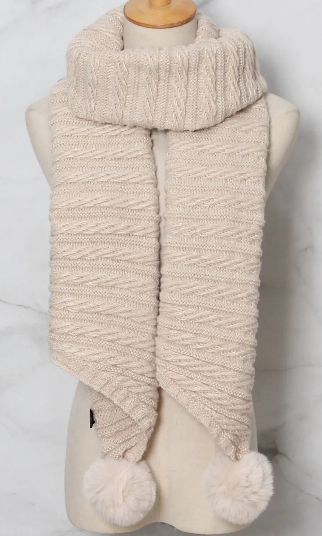 Qnuz Scarf w pon pon & lurex 20% wool Scarf