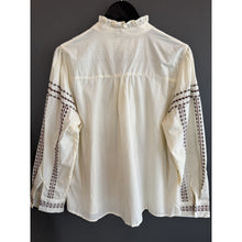 Load image into Gallery viewer, Qnuz Clothing Shirt w Embrodery Clothing 13 Ecru
