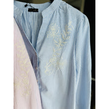 Load image into Gallery viewer, Qnuz Clothing Shirt w Stripes and embrodery Clothing 32 pastel Blue
