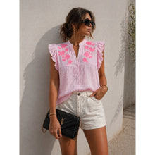 Load image into Gallery viewer, Qnuz Clothing Shirt w embrodery Clothing 42 Rosa
