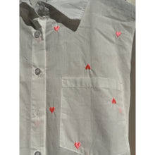 Load image into Gallery viewer, Qnuz Clothing Siif shirt w embrodery Hearts Clothing 10 White
