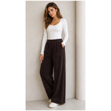 Load image into Gallery viewer, Qnuz Clothing Simple Pants Clothing 60 Marron
