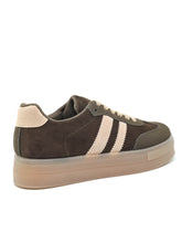Load image into Gallery viewer, Qnuz Sneakers w.Stripe Shoe
