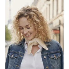 Load image into Gallery viewer, Qnuz Solid coloured knitted Scarf Scarf 13 Beige
