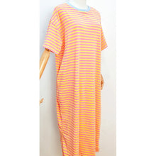 Load image into Gallery viewer, Qnuz Clothing Striped dress w. Pockets Clothing 4444 Bublegum
