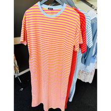 Load image into Gallery viewer, Qnuz Clothing Striped dress w. Pockets Clothing 4444 Bublegum
